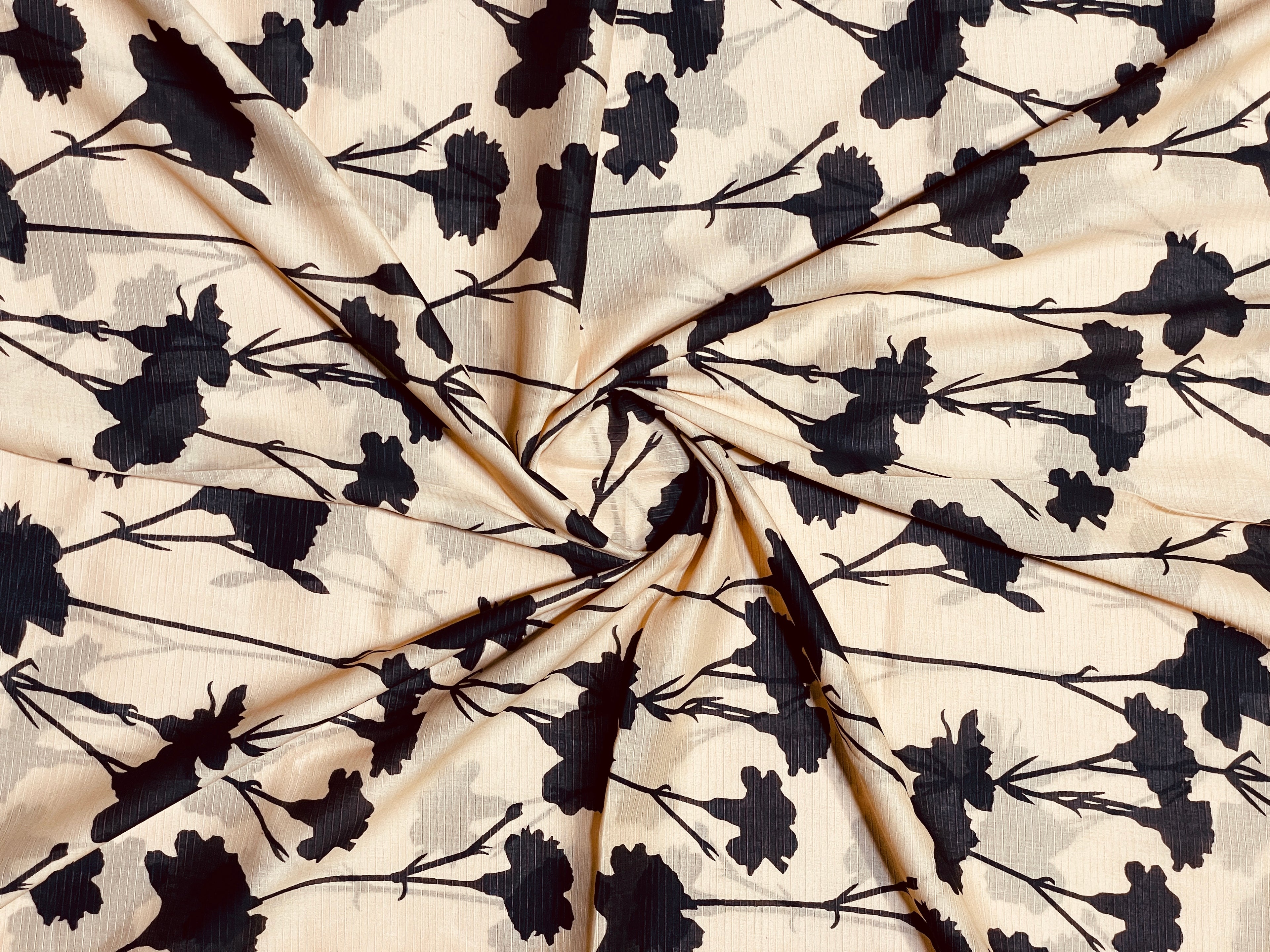 DORIYA LAWN 2 PIECE