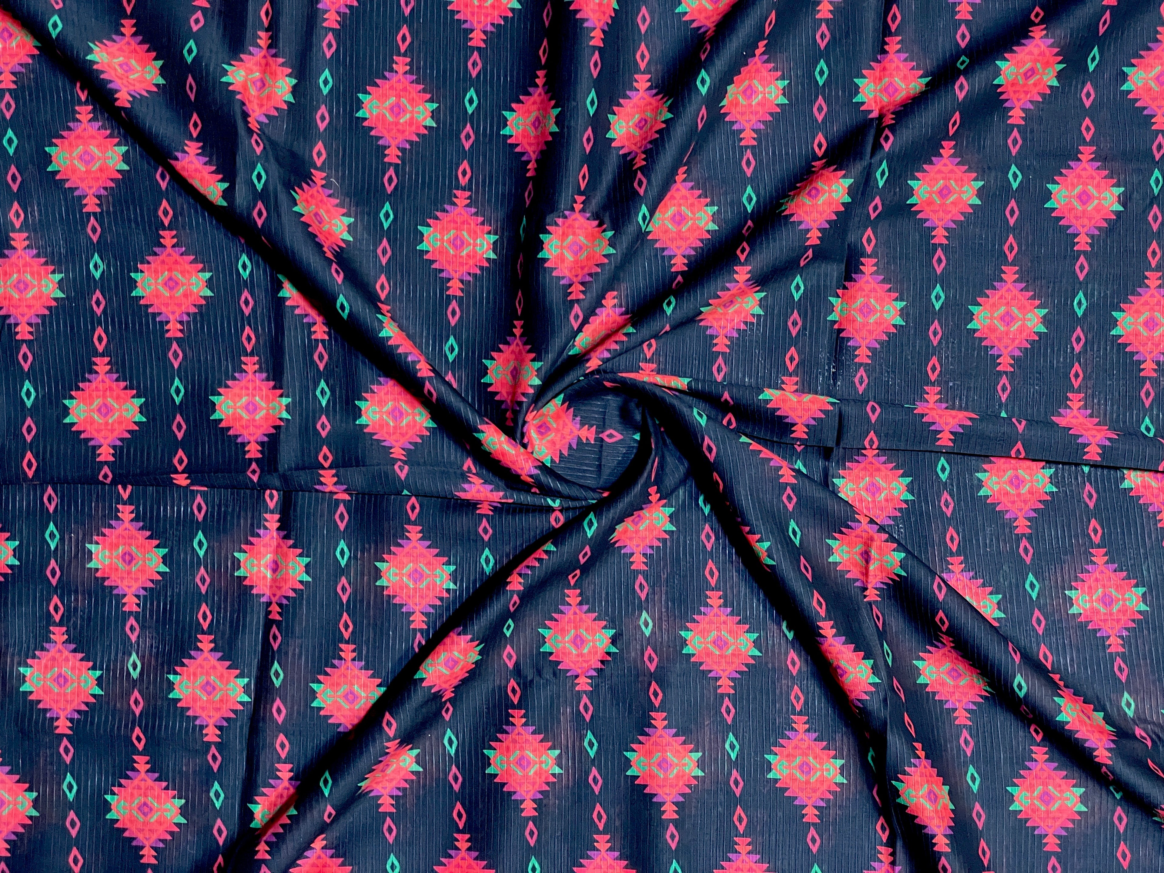 DORIYA LAWN 2 PIECE