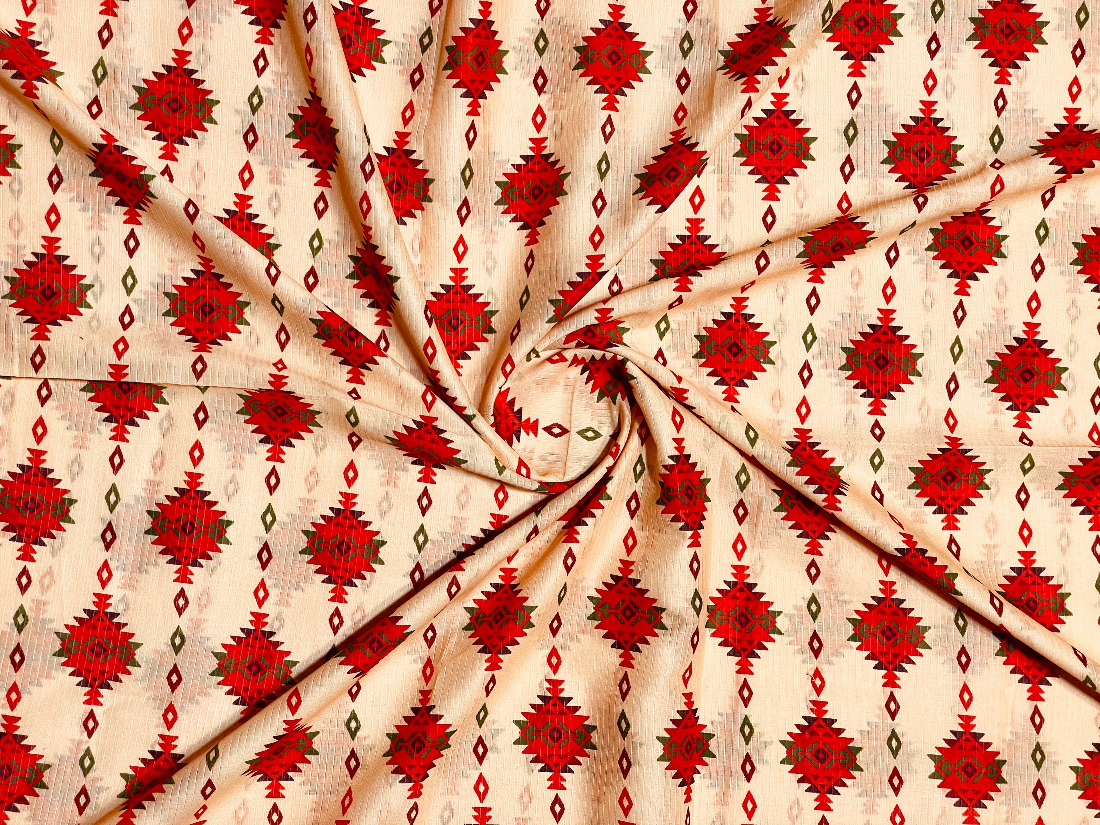 DORIYA LAWN 2 PIECE